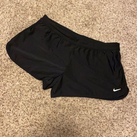 Nike Other - 032 Nike shorts Girls size 12